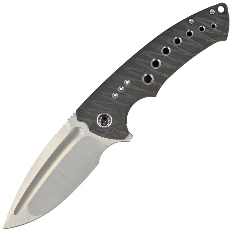 WE Knife Nexusia LE No ???/150 Tiger Stripe Titanium, Satin CPM 20CV (WE22044-3) Do wyczerpania zapasów